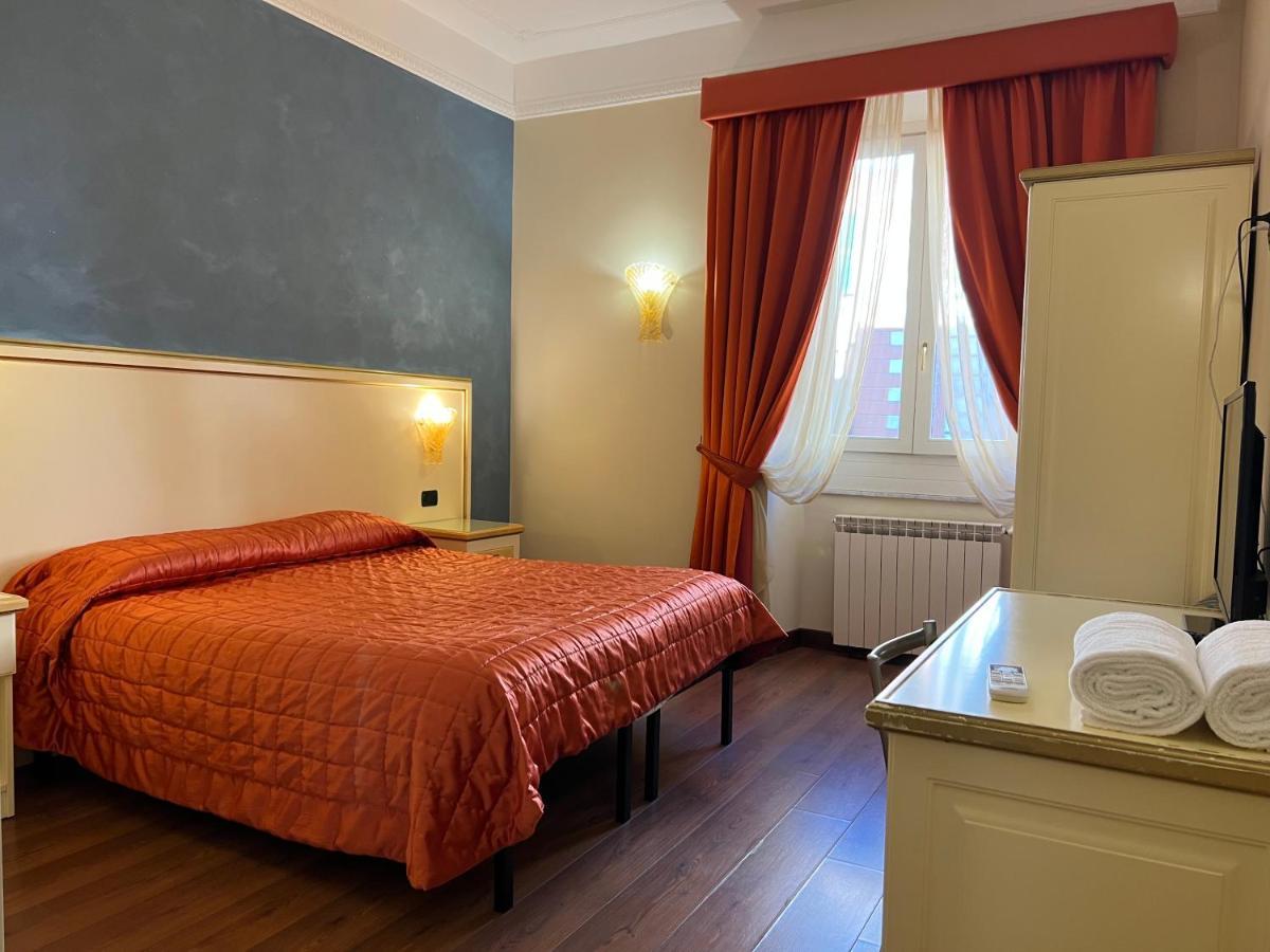 Termini Station Holidays Hotel Roma Ngoại thất bức ảnh